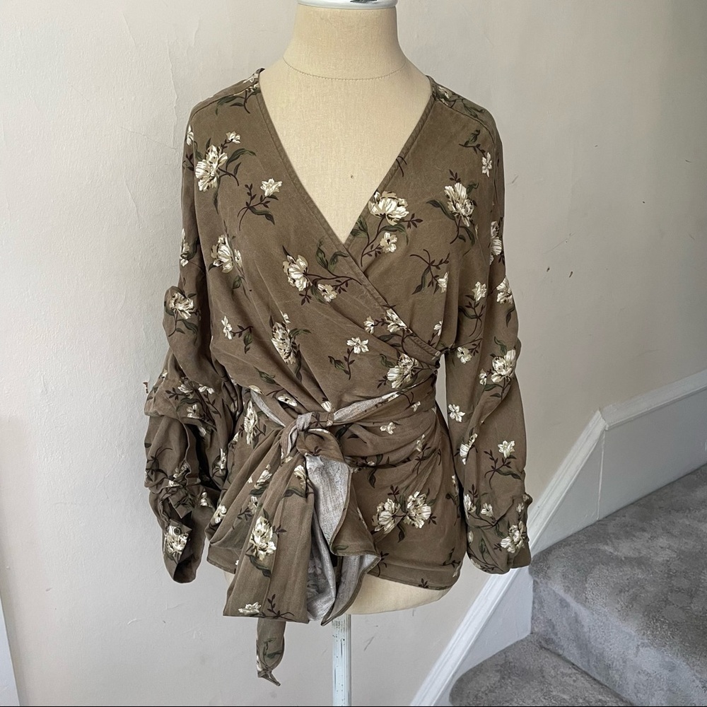 Moussy Brown Lyocell Floral Long Puff Sleeves Wrap Top Size 1/S 010AAV30-8150